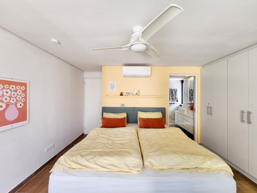 1 Bedroom Property for Sale in Gardens Western Cape